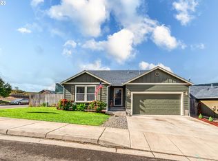 237 Rowan St, Roseburg, OR 97471