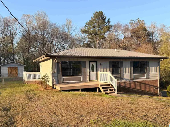 2713 Dellwood Dr, Pell City, AL 35128