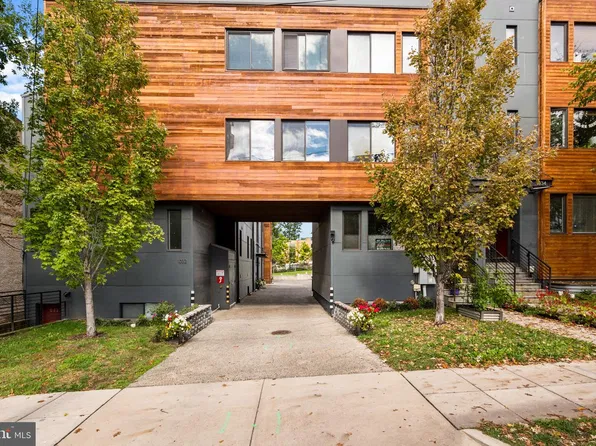 1032 Otis St NE Unit 202, Washington, DC 20017