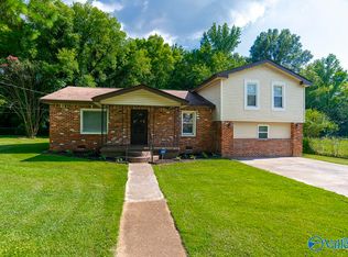 2007 Montgomery St SW, Decatur, AL 35601