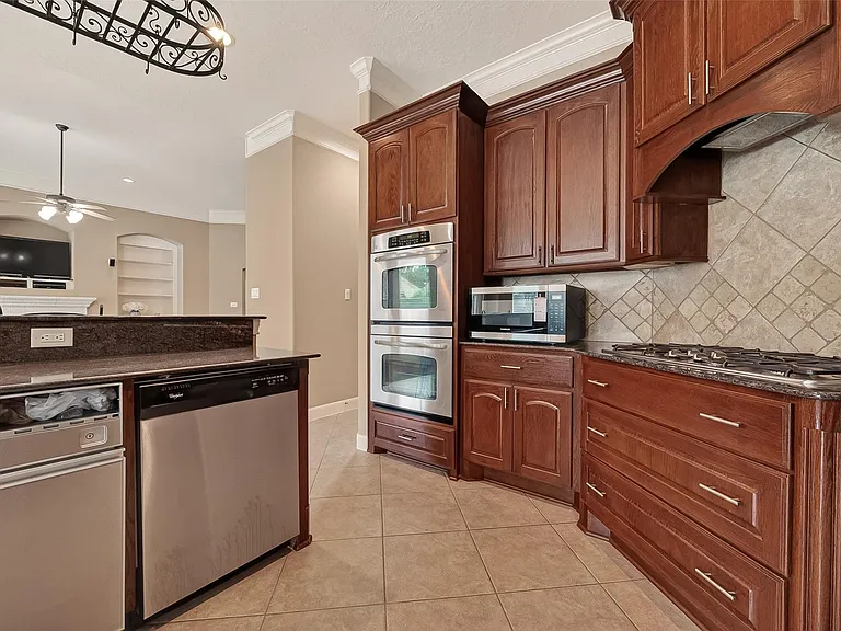 5934 Solar Point Ln — Photo 21