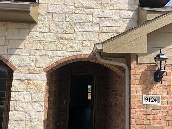 4th image of 9124 Curacao Dr