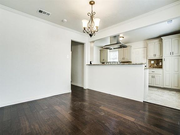 5th image of 10905 Estacado Dr