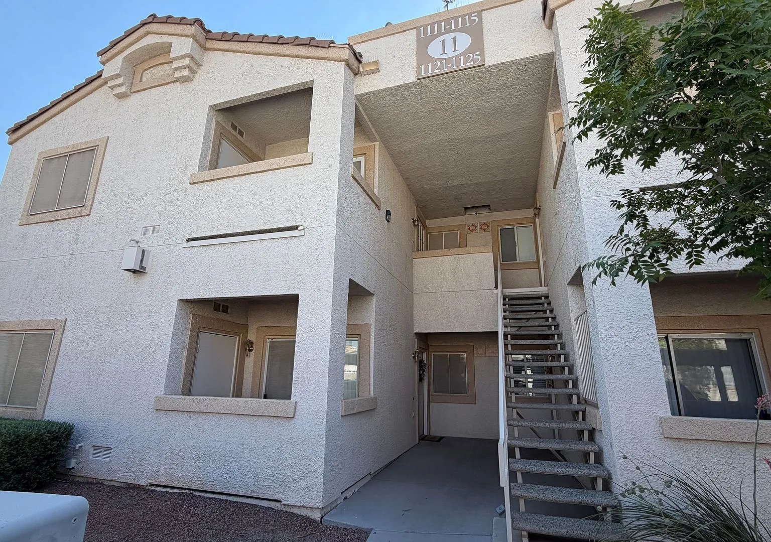 1-Bedroom Condo in Gated Green Valley Community Henderson — Photo 1