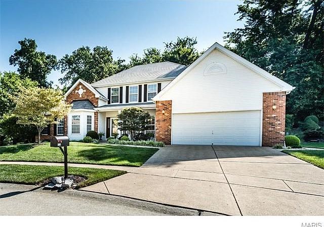 Welcome home to this beautiful 1.5 story home on quiet cul-de-sac