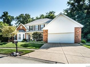 3008 Lakeview Park Dr, Saint Louis, MO 63129