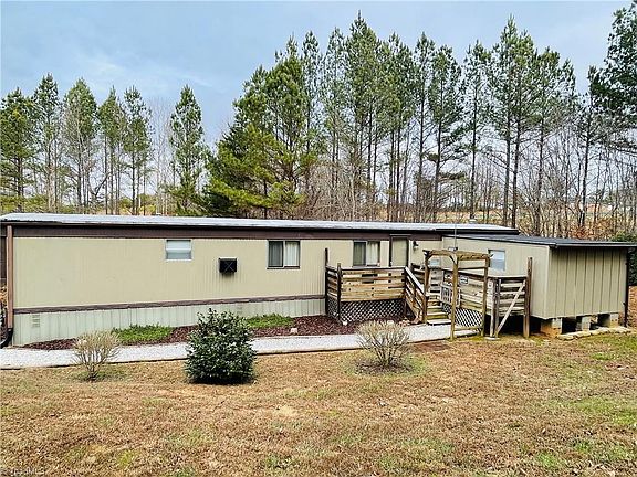 2nd image of 4625 Stonecrest Dr