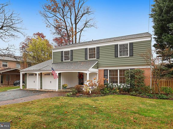 2nd image of 1294 Bartonshire Way