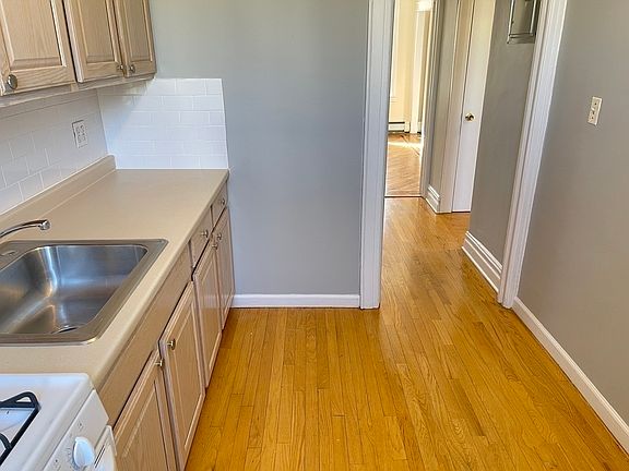 2nd image of 30-29 48th St #F2