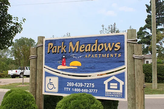 11225 Park Meadows Dr