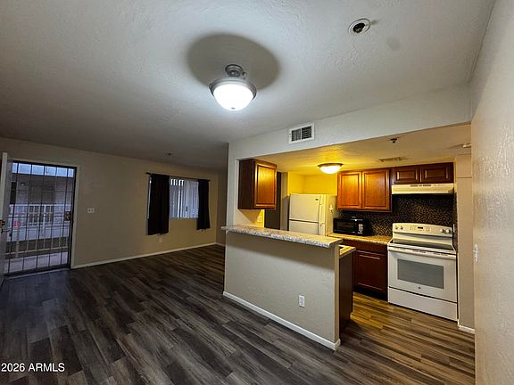 4th image of 12123 W BELL Road #258