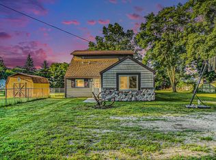 5791 Hall Rd, Muskegon, MI 49442