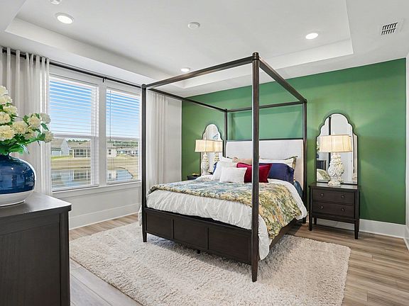 4th image of this home