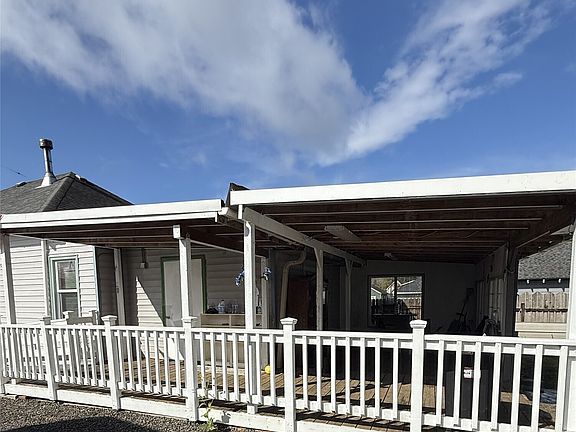 5th image of 1919 Riddell Street