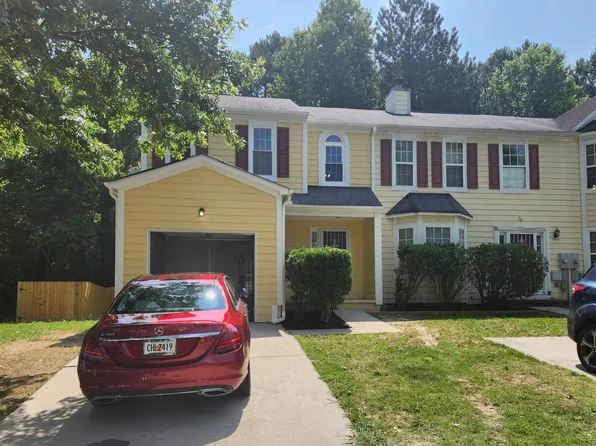 5790 Hampton Ct, Atlanta, GA 30349