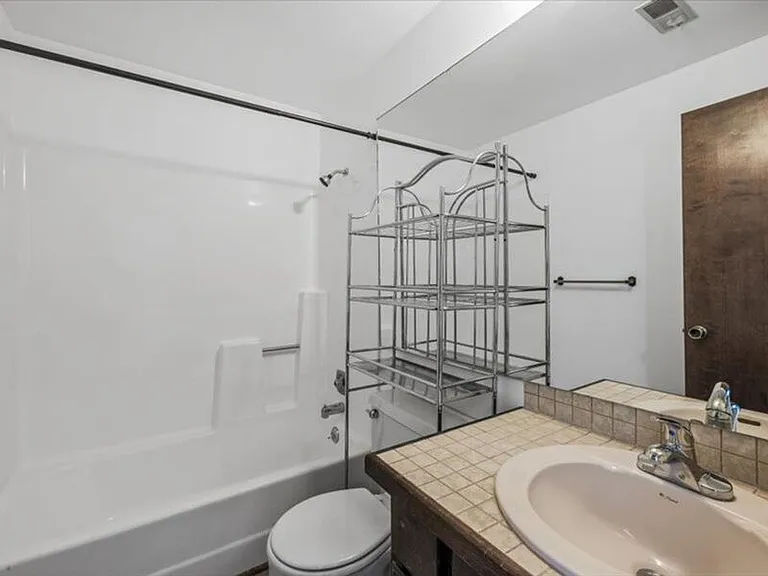 501 Wright Ave #1 — Photo 11