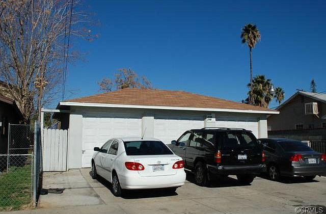 1st image of 218 10th St