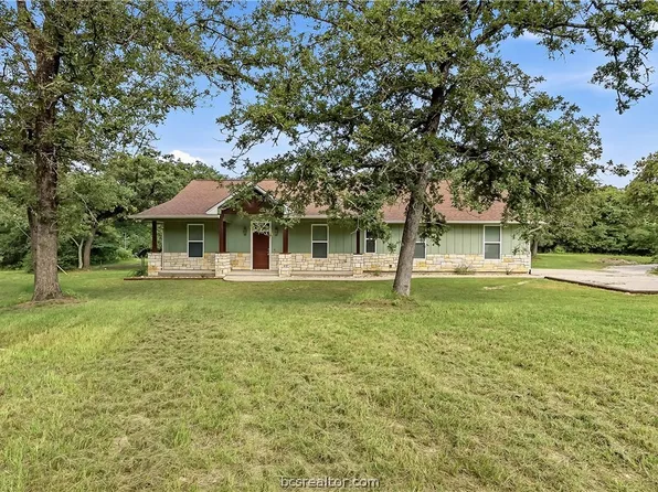 2033 Pauline Ln, Caldwell, TX 77836