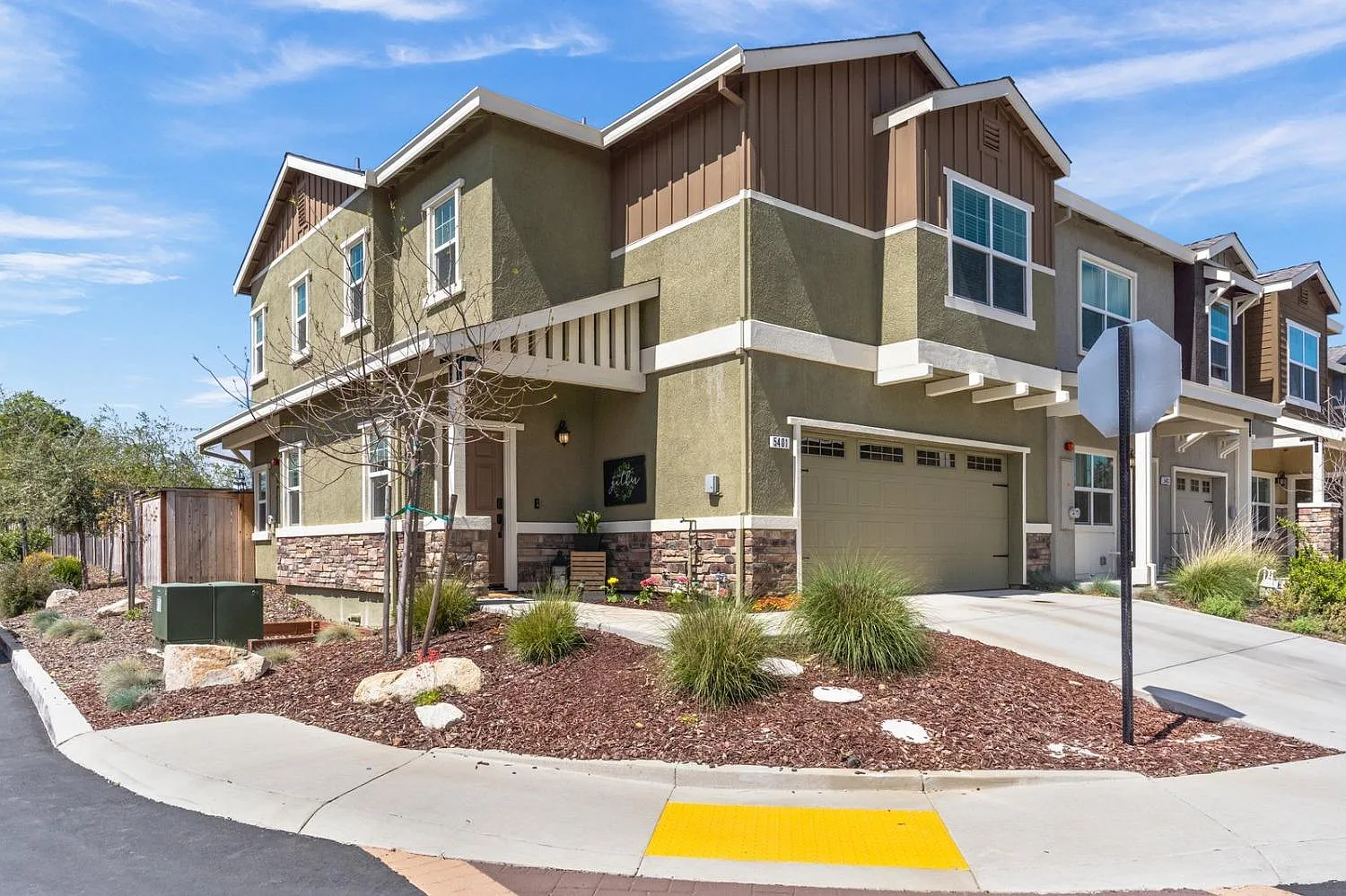 5401 Finn Ln photo 1