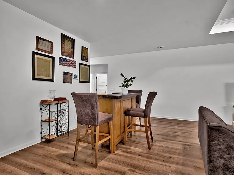 9426 Doss Ferry Ln — Photo 17