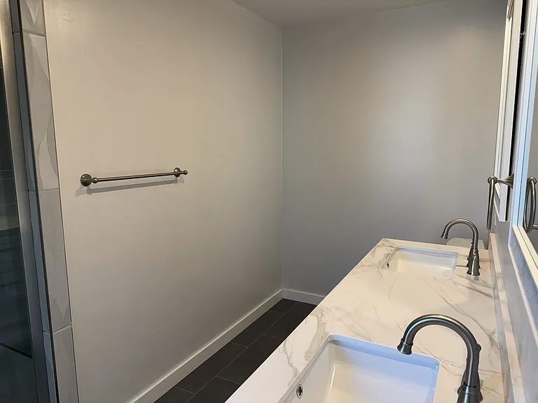 Master Bath 2 of 2