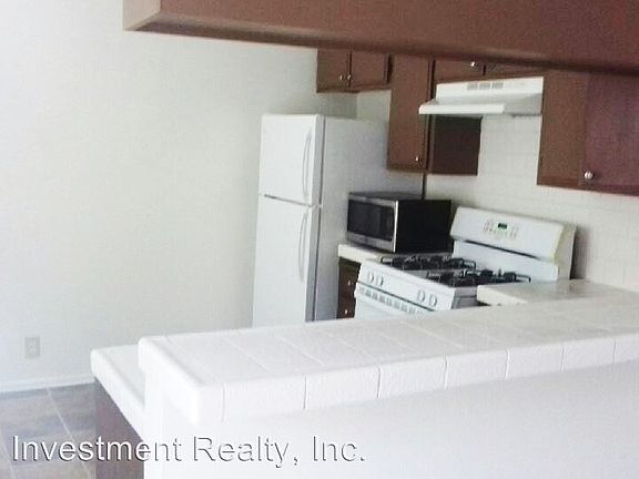 4th image of 1527 Torrance Blvd APT 2