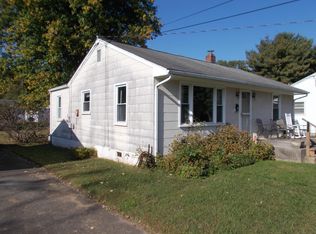 424 W Riverside Dr, Salem, VA 24153