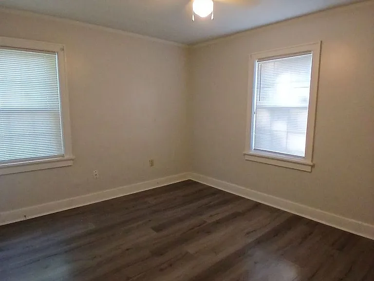 3088 Manhattan Ave — Photo 7