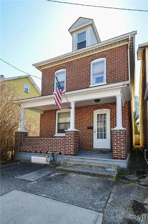 840 W Berwick St photo 1