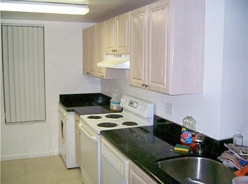 5th image of 2100 greenview shores #517