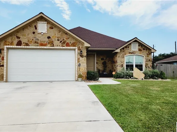 104 Blue Jay Loop, Victoria, TX 77905