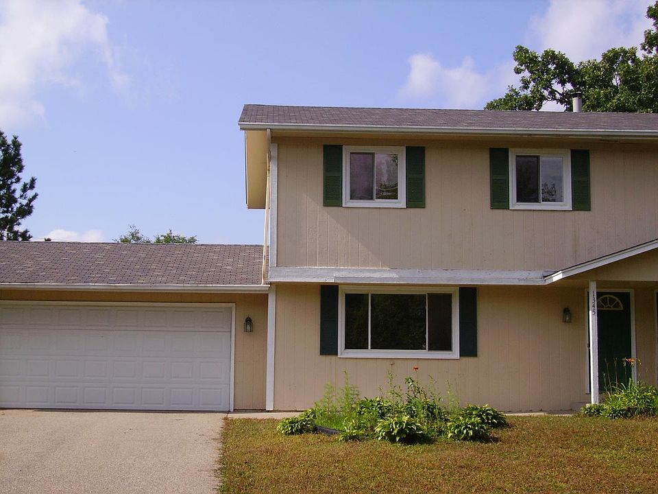 1st image of 1345 Easter Ln