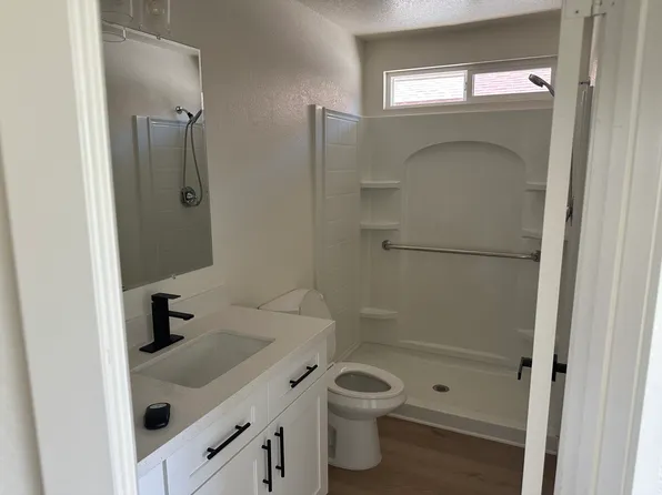 2009 E Paradise Ln, Phoenix, AZ 85022