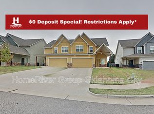 17604 Hampton Park Dr #B, Edmond, OK 73012