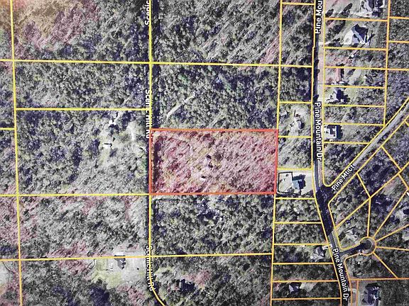 3rd image of 136 Scenic Hill Rd