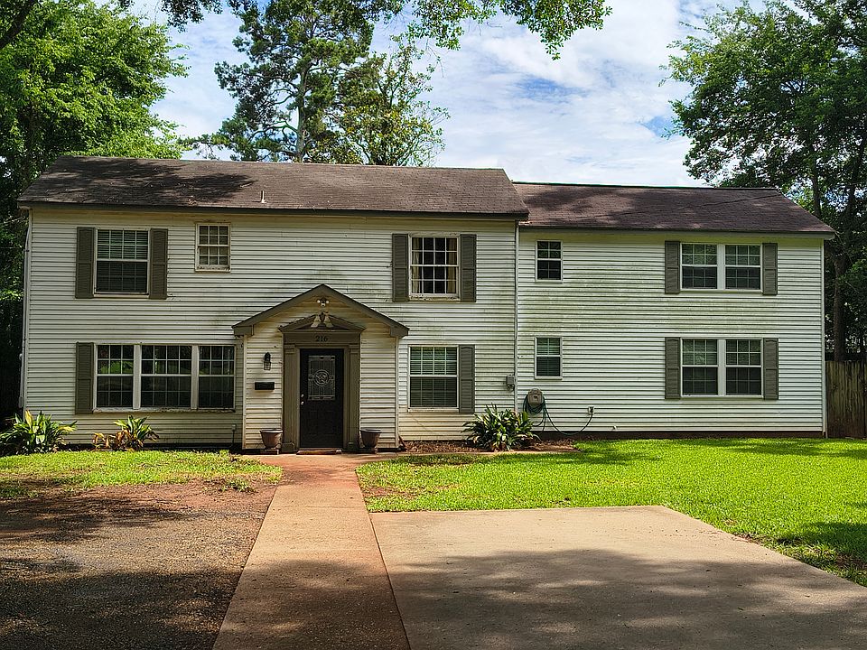 216 Pine Street