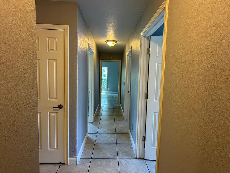 426 Wawona Ct — Photo 6