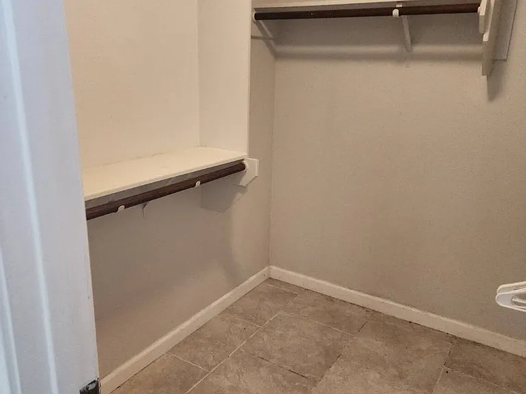 2438 Pintail Loop — Photo 9