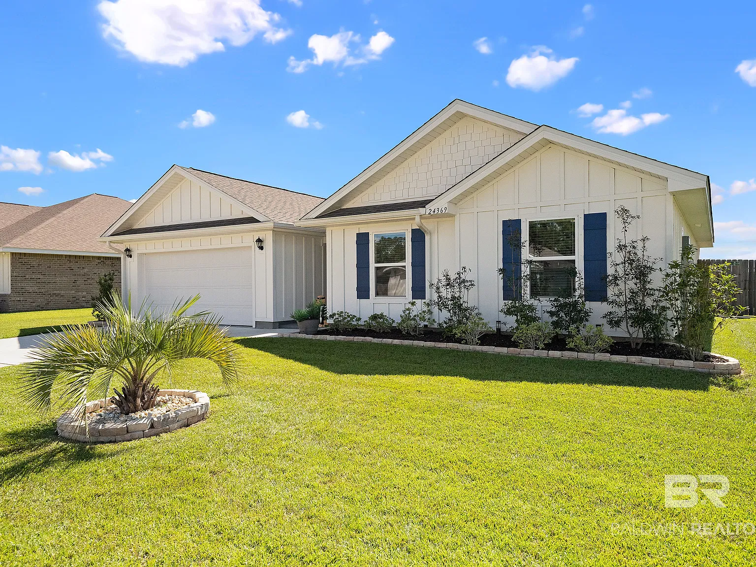3 bed, 2.0 bath, 1754 sqft, $2,100 — Photo 1