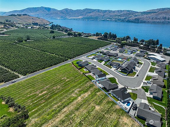 5th image of 111 Manzanita Drive