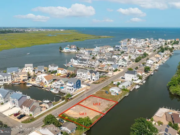 1143 Beach Blvd, Forked River, NJ 08731