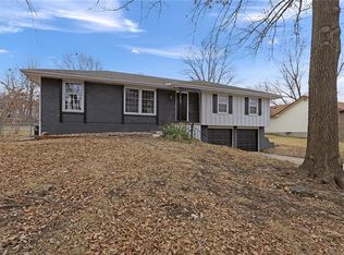 523 S Adams St, Raymore, MO 64083