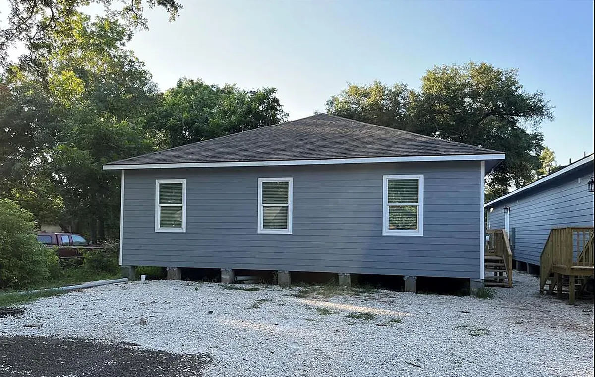 3 bed, $1,900 — Photo 3