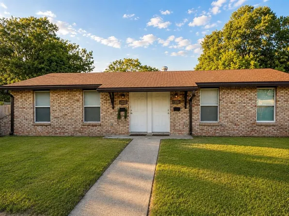 38413-38415 13th Ave, Zephyrhills, FL 33542