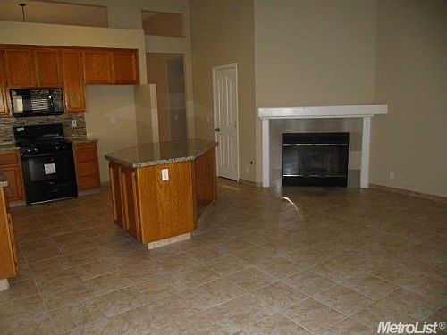 5th image of 10140 River Falls Cir