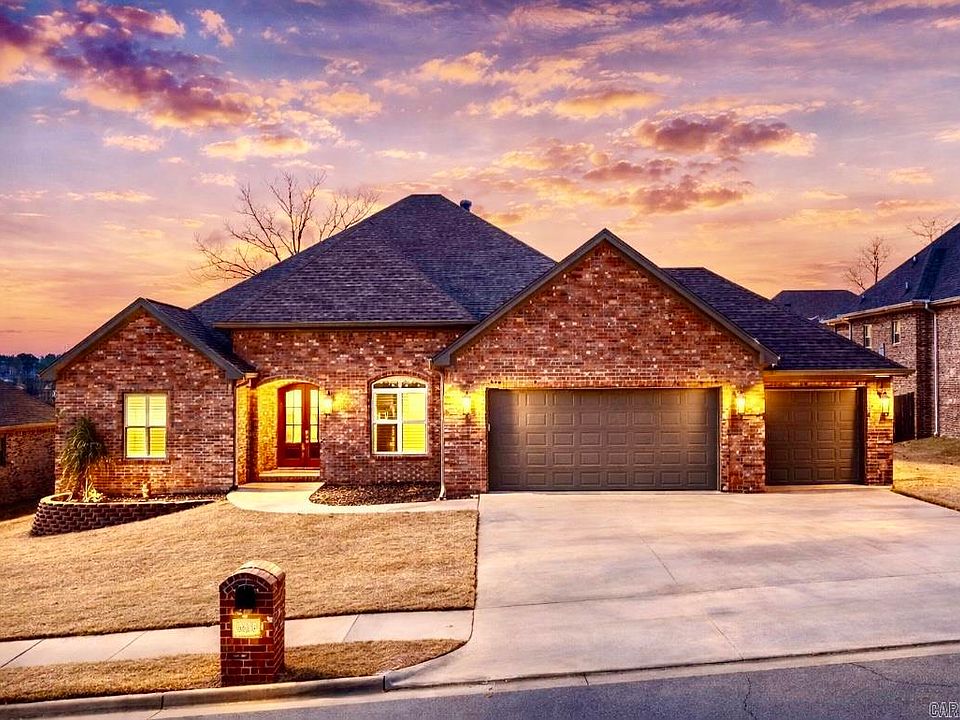 1st image of 9933 Laurel Oak Dr