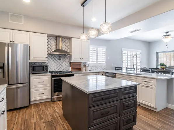 7325 W ALEXANDRIA Way, Peoria, AZ 85381