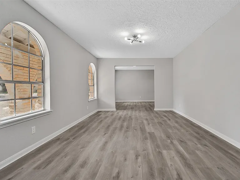 13426 Balcrest Dr — Photo 6