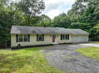 167 N Sterling Rd, Moosup, CT 06354