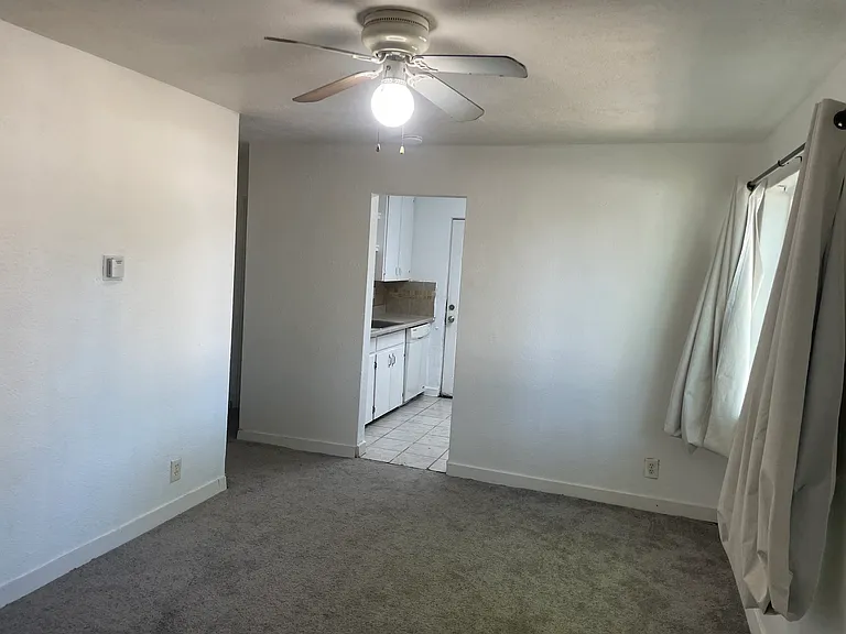 1420 Clinton St — Photo 7